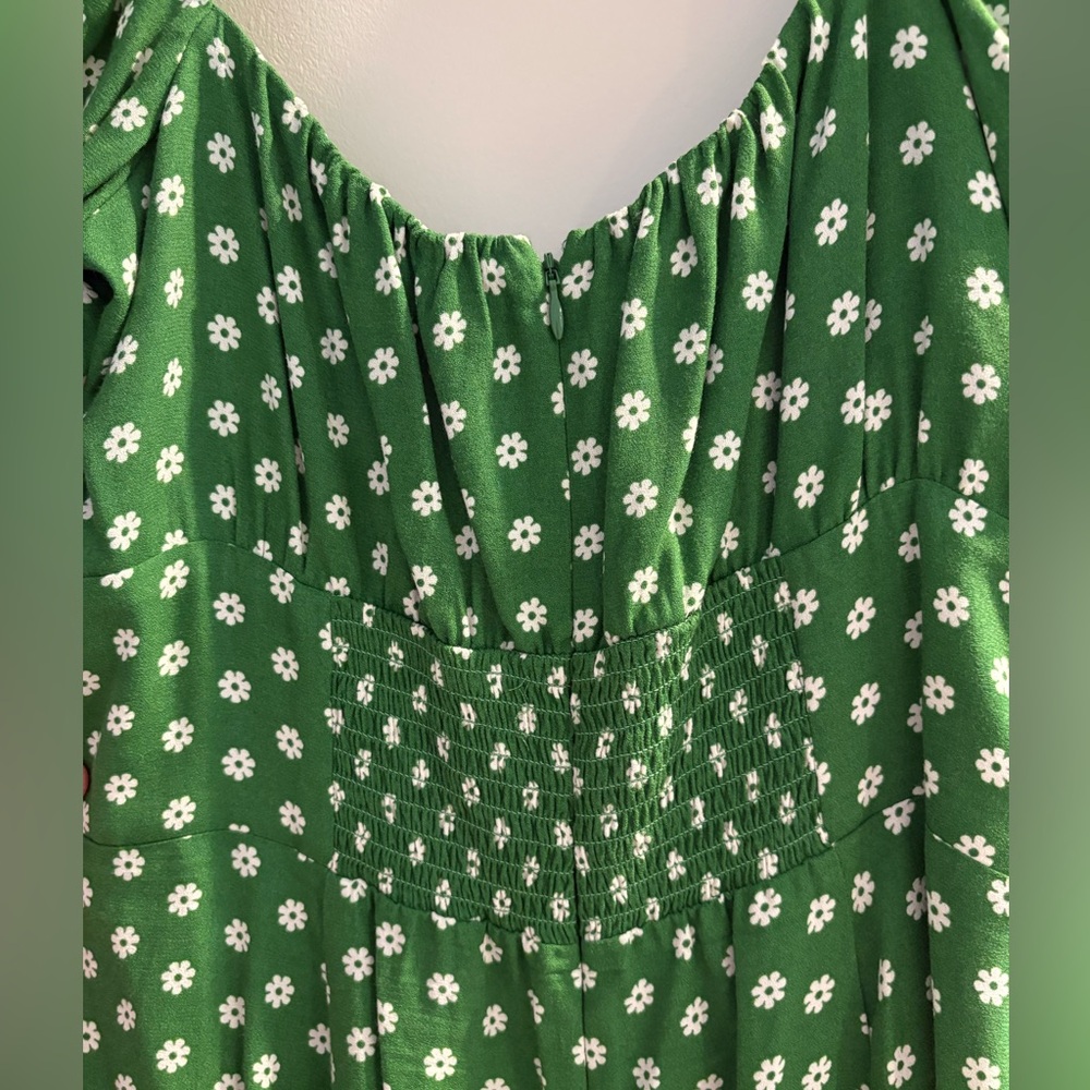 REFORMATION GREEN DRESS - Picture 6 of 6
